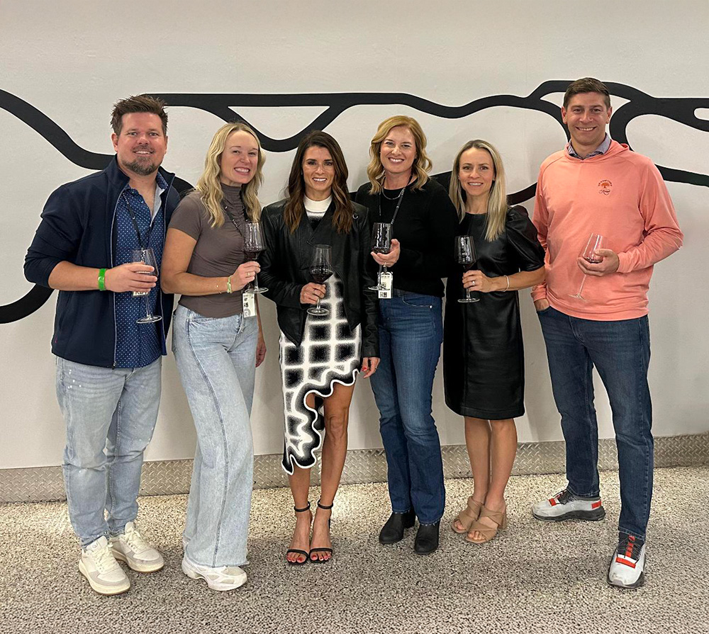 Group of people attenting an R3M event